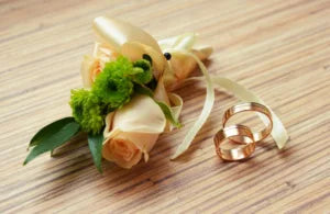 Curved Rose Gold Wedding Band: Wedding Ring
