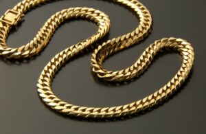 Discover Stylish Hardware Necklaces: Unique, Trendy, & High-Quality