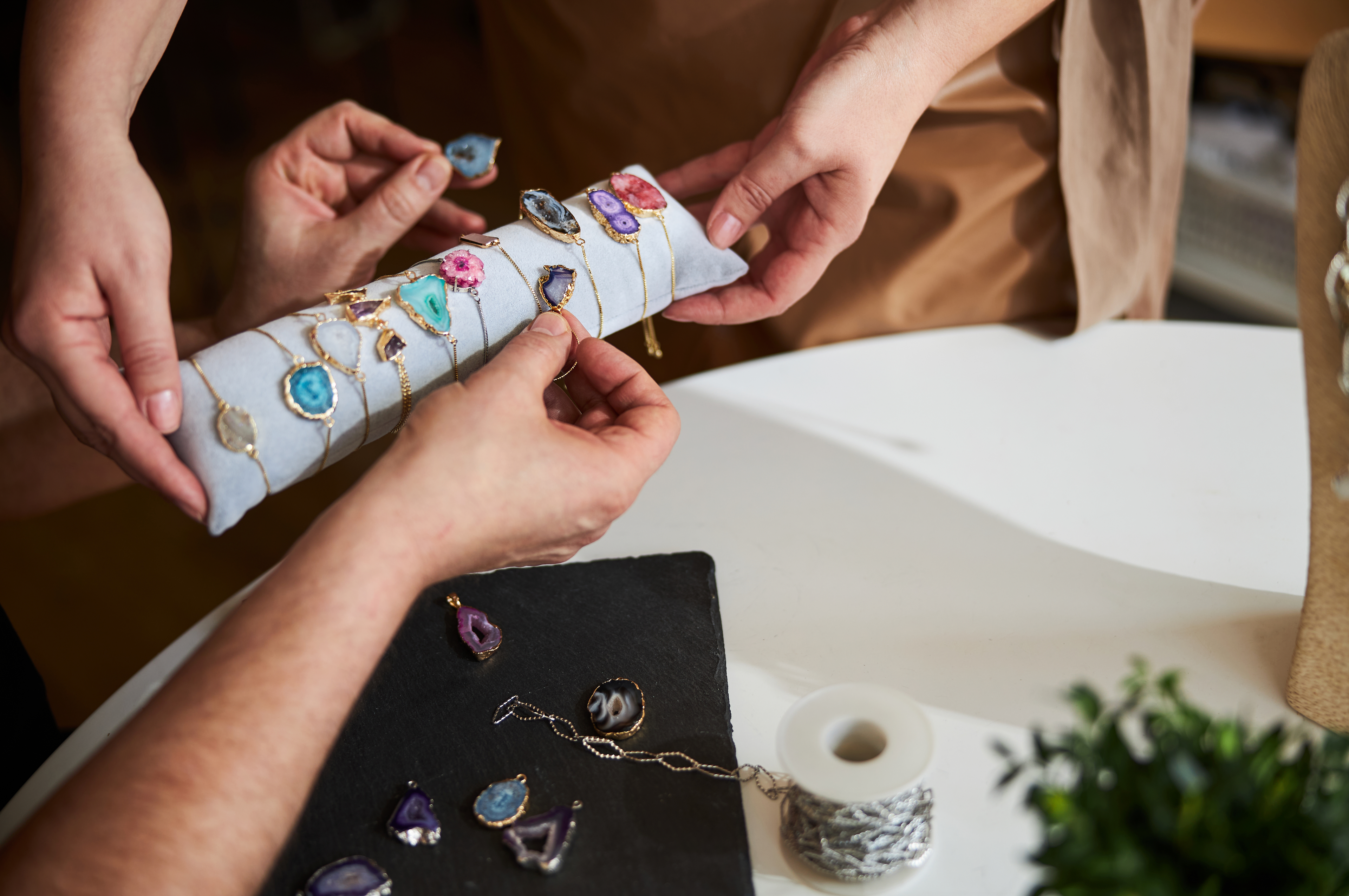 Bold Gold Takes 2024: Elevate Your Style with Jewellery Trends