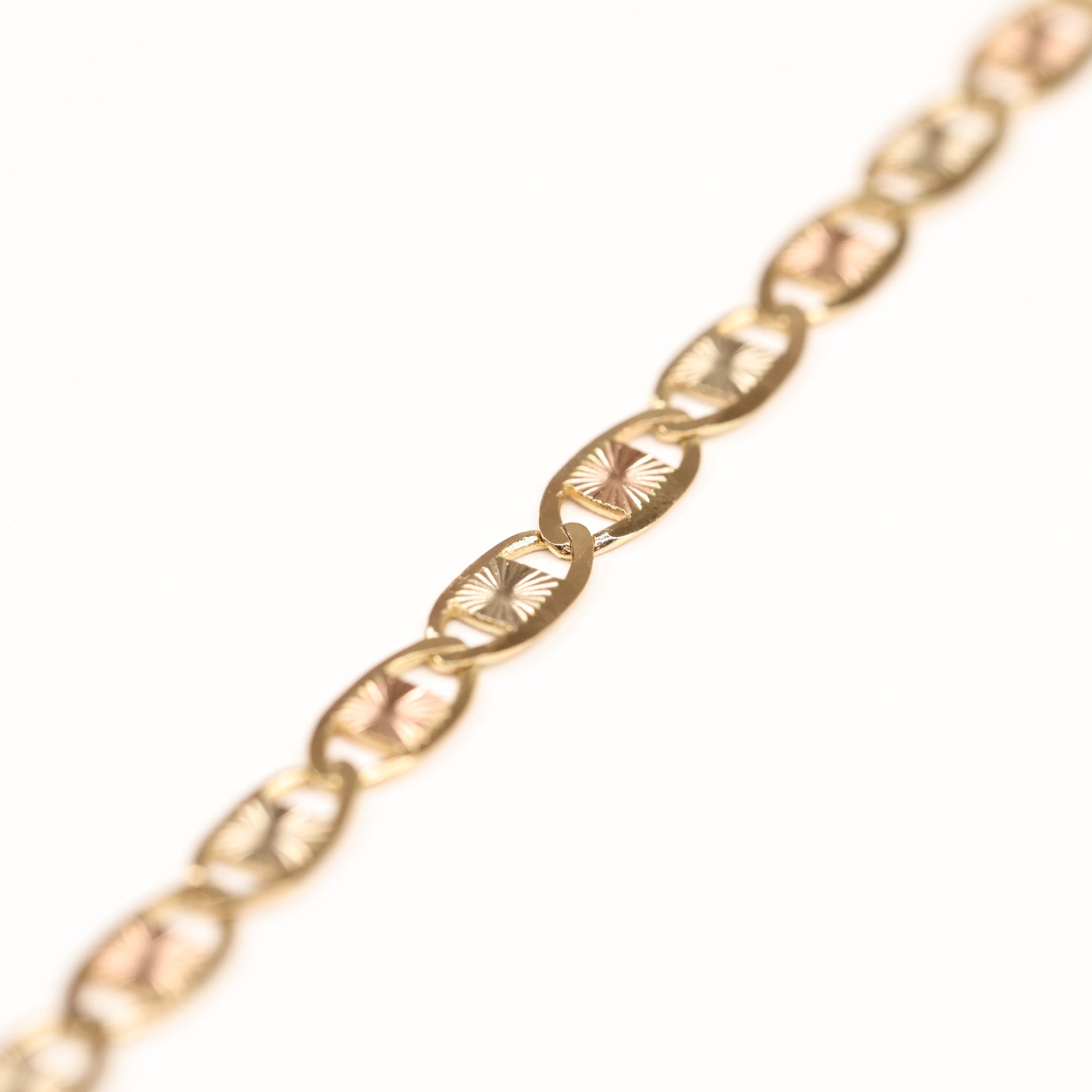 14 Karat Yellow & Rose Gold Mariner Chain 18”