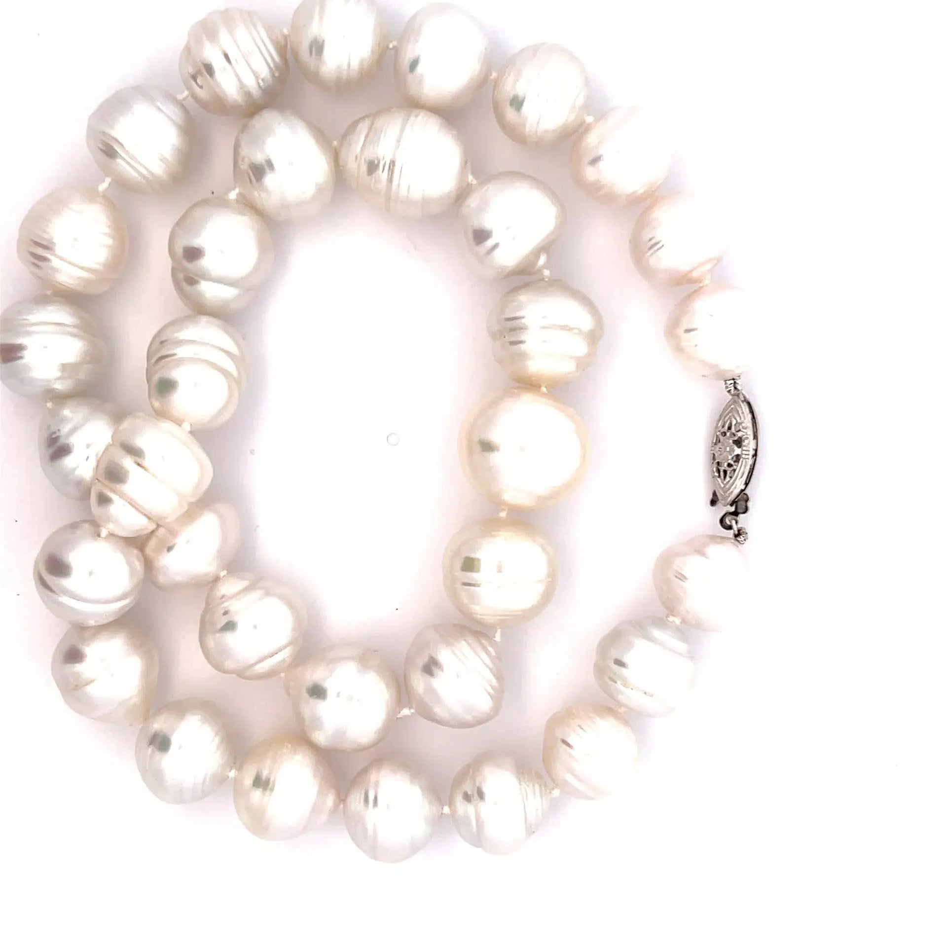 Elegant 14 Karat White Gold Pearl Necklace - Timeless Diamond Jewelry for Fine and Estate Collections