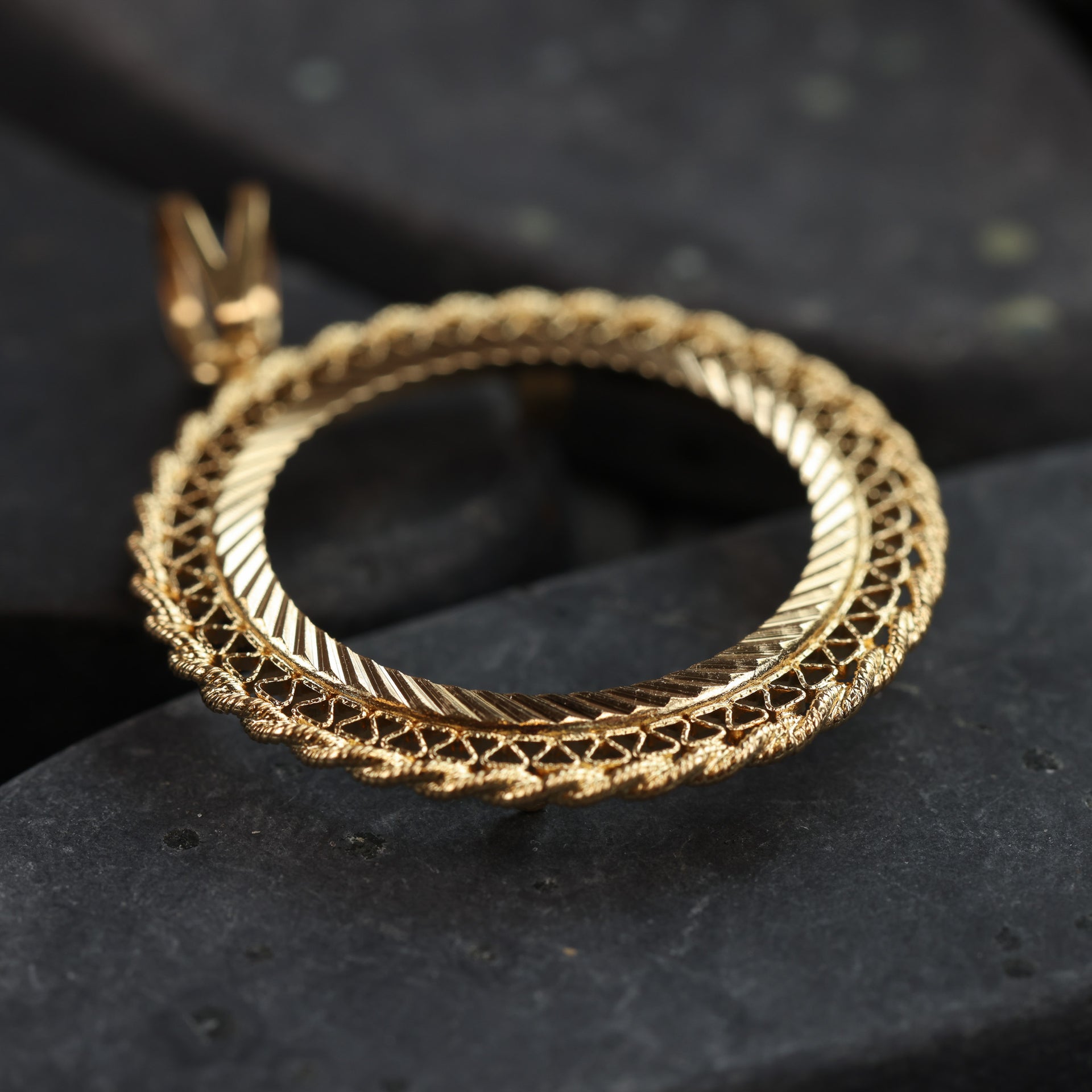 14 Karat Yellow Gold Bezel Pendant